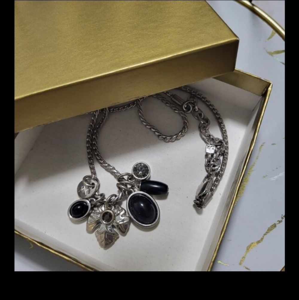 ✨ D&K Silver  Vintage Necklace